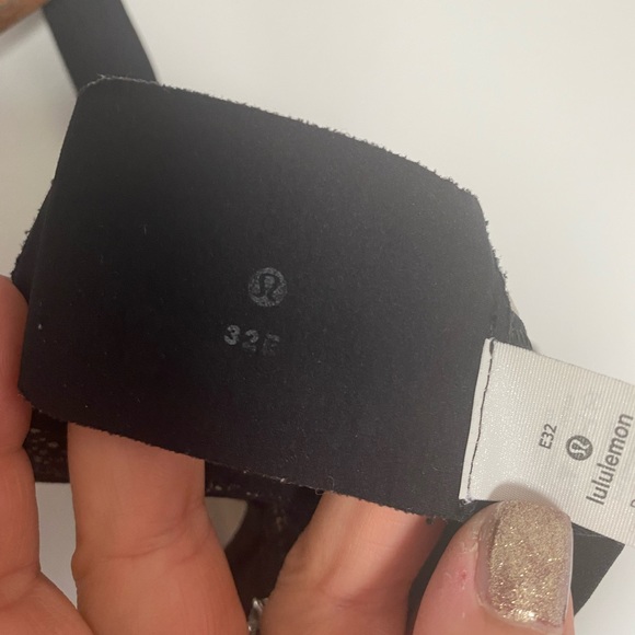 Lululemon Awake to Lace Bra Black/Beige Size 32 E - Picture 13 of 16